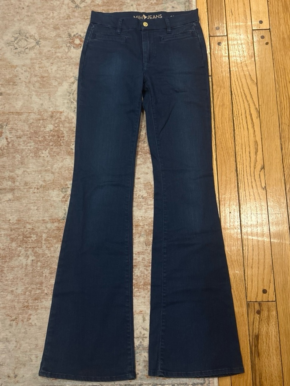 High-Rise Dark Blue Flare Jeans — Classic Flared Silhouette